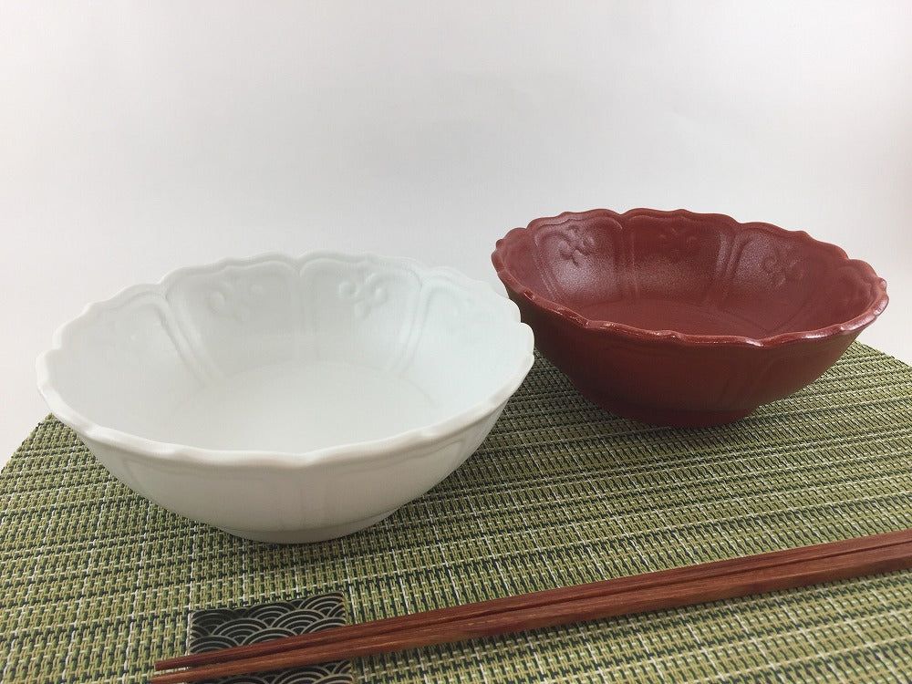 有田焼 瑞峯窯(原重製陶所) 150瓔珞彫 輪花鉢 (練白 / 茜) 【15cm 鉢/小鉢/取り鉢/ボウル/業務用食器 瓔珞文(ようらくもん)】
