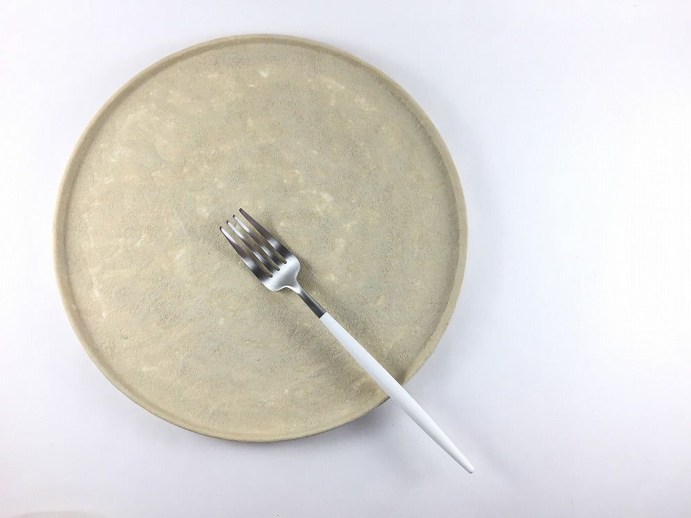 有田焼 瑞峯窯(原重製陶所) frame26cmプレート クルミ 【26cm 丸皿 大皿 平皿 強化磁器】【漆喰色】