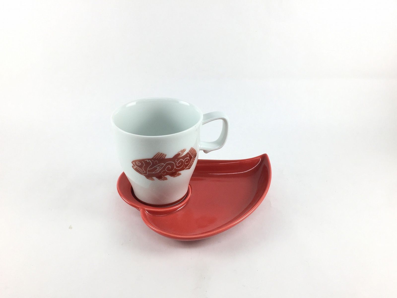 有田焼 伝平窯 赤シーラカンス(赤) ミニマグ&ハートソーサー 【セット品】【180cc カップ ソーサー マグカップ コップ 珈琲 紅茶 コーヒー お茶 ミニサイズ】
