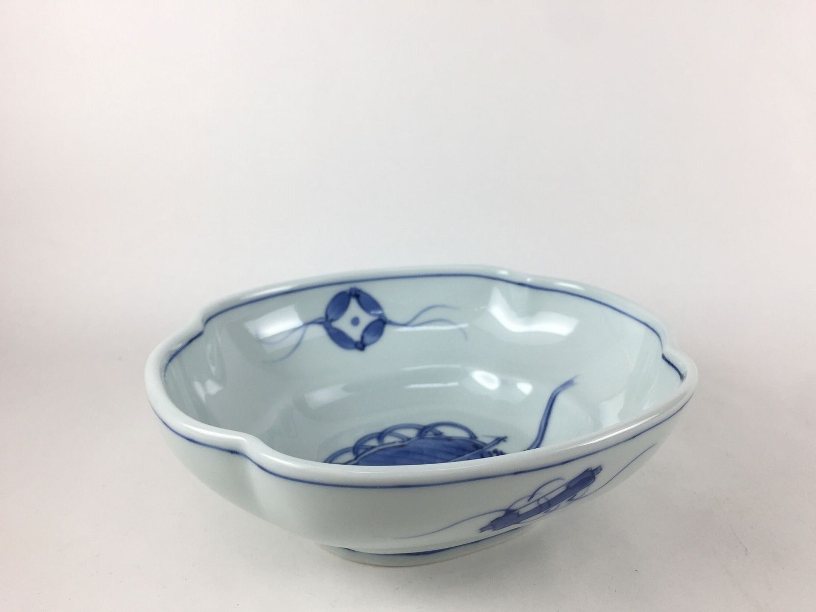 【訳あり品】波佐見焼 140木甲小鉢 染宝尽し 14cm 【アウトレット】