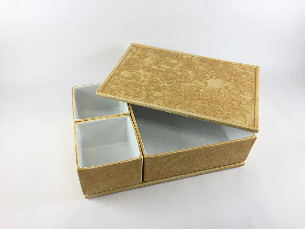 有田焼 吉右衛門窯 210陶箱セット(蓋付) 金泡 21cm