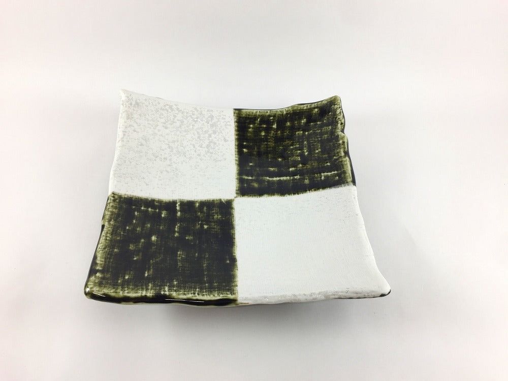 【訳あり品】角濃オリベ格子ラスター 三ツ足皿 17cm 三川内焼【アウトレット】