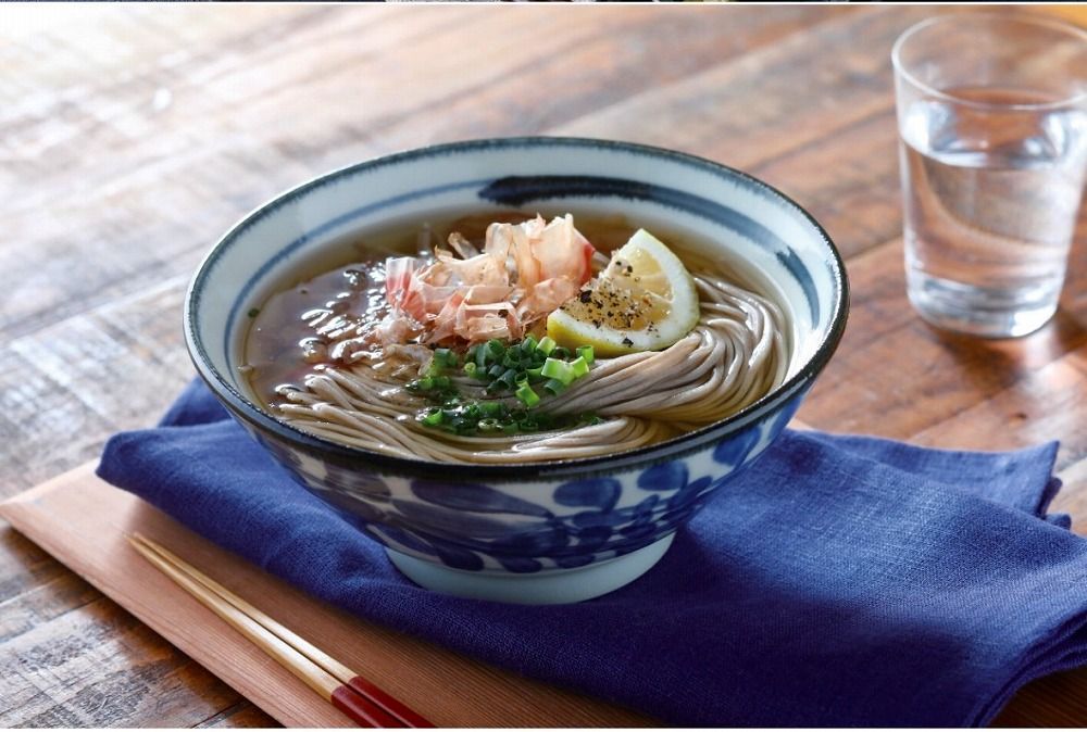 美濃焼 琉球唐草 (ルリ/サビ) 6.5そば