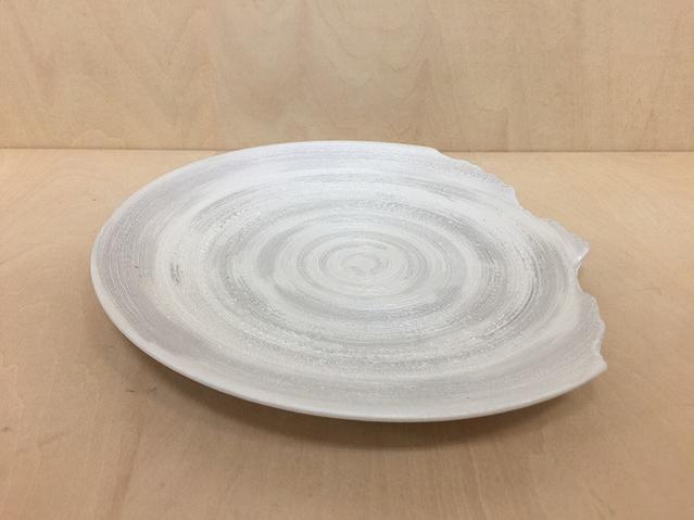 有田焼 吉右衛門窯 手割7寸皿.グレー銀渦【皿 プレート 中皿 20cm 灰色】
