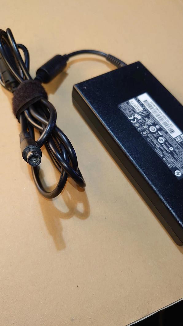 ����� HP���� HSTNN-DA27 19.5V 7.7A�б� ����å�����������7.4mm��5.0mm AC�����ץ���