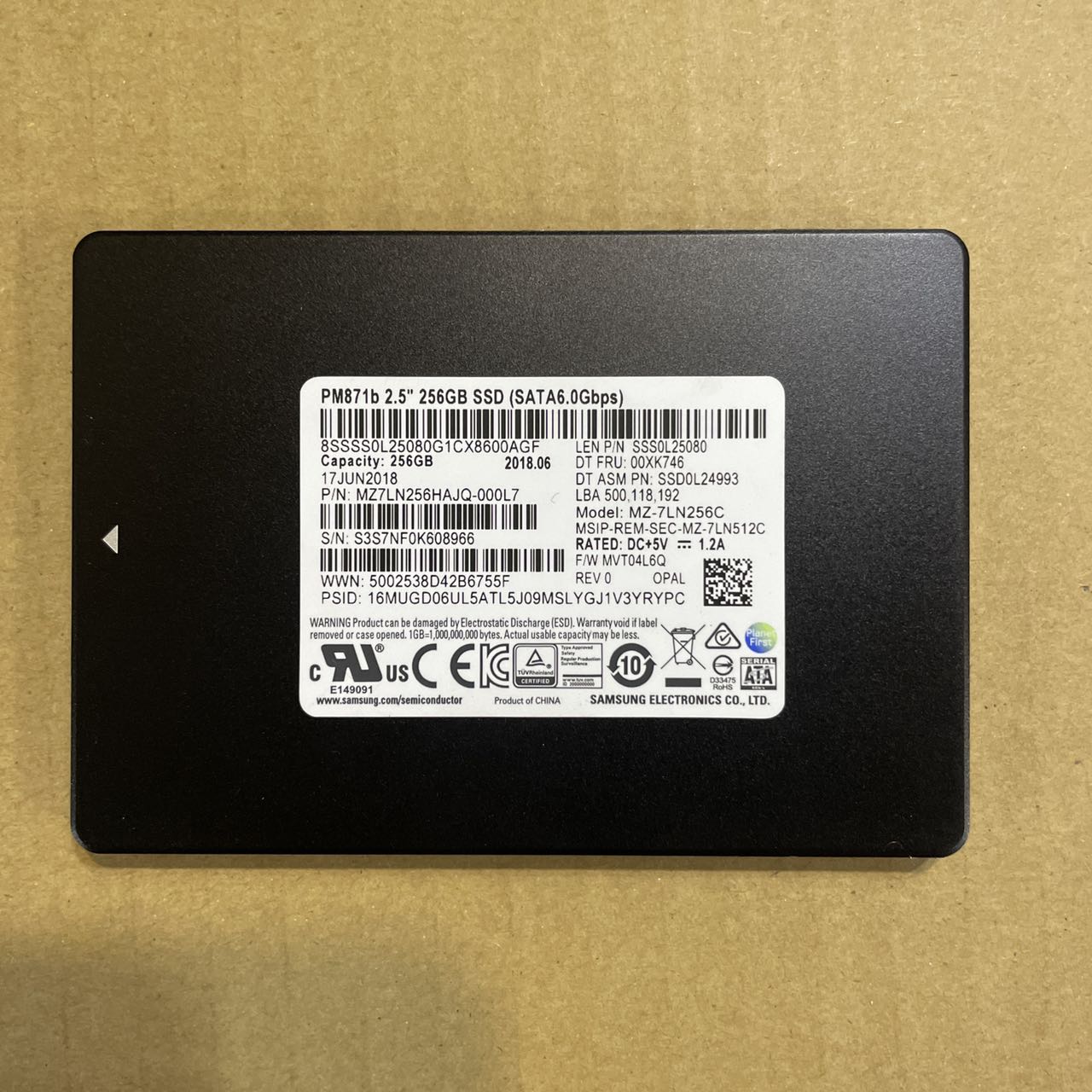 中古品 SAMSUNG SSD 2.5インチ 256GB 動作確認済 MZ-7LN256C PM871b 2.5 256GB SSD (SATA6.0Gbps)