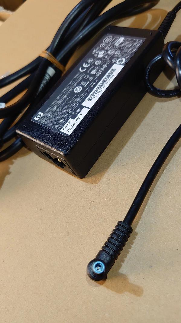 ����� HP���� PPP009L PA-1650-02HC 19.5V 2.31A�б� ����å�����������4.5mm��3.0mm AC�����ץ���