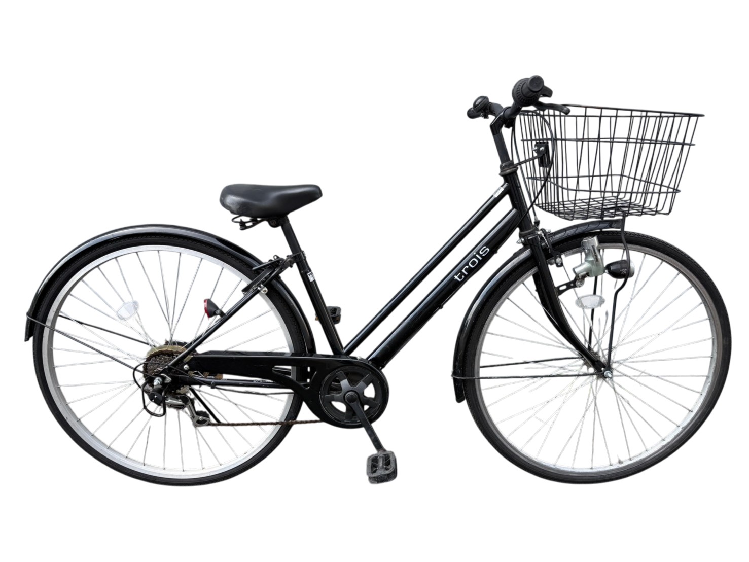 中古自転車 trois 27インチ 外装6段ギア ダイナモライト 自転車 #423