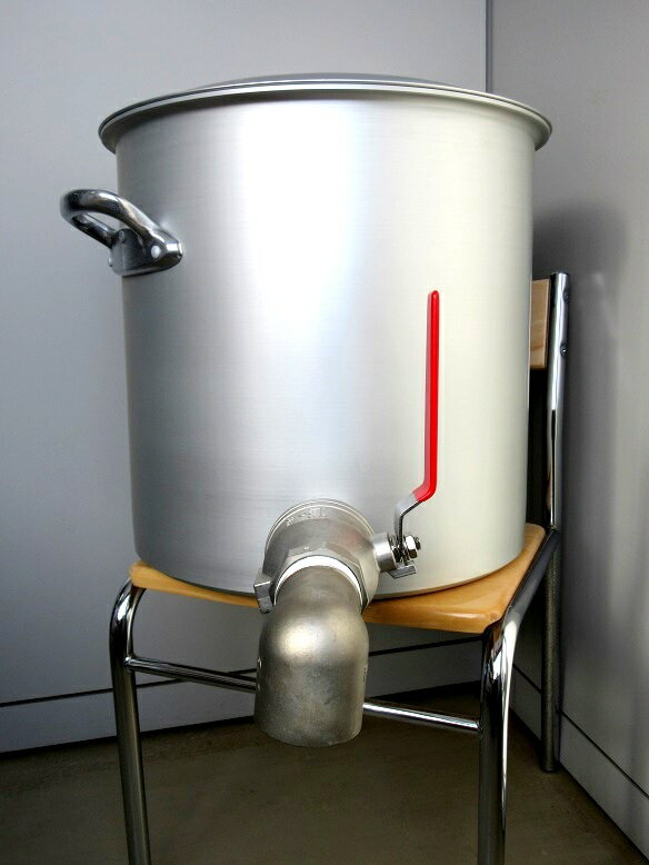 【在庫限り★特別価格】バルブ付　マイスター寸胴鍋　45cm　容量：70L　日本製　 ※長期在庫品の為、多少の汚れ・キズあり