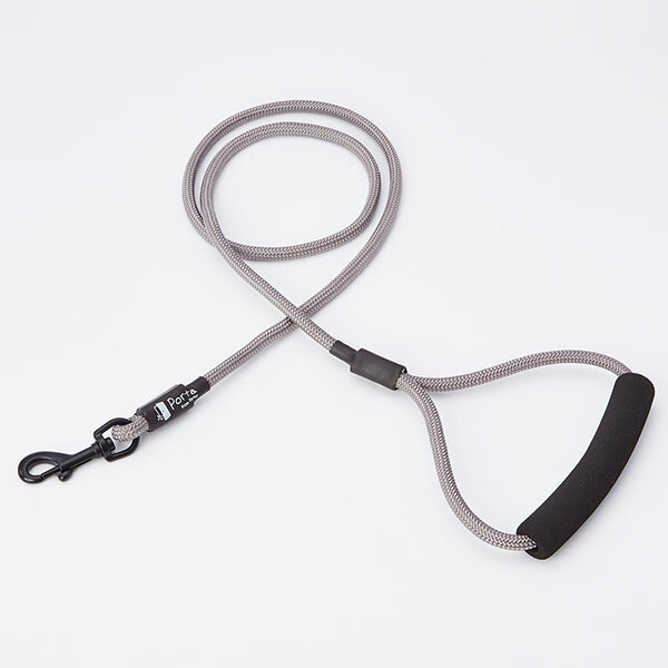 飽きがこないベーシックなデザインリードの持ち手は、クッショングリップ付きなので、急なペットの引張にも持ち手が手に食い込みません。その他：【適応種】 20kgまでの中型犬用(ボーダー・コリー、柴等)生産地：中華人民共和国材質: ポリエステル、...