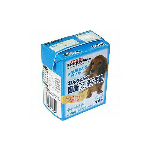 ▼まとめ買いがおすすめ！ 3個セット（限定） 24個セット（特売） 九州産生乳を使用した、乳糖ゼロの低脂肪犬用牛乳。【セット内容】●犬用牛乳 × 24個●1個あたり：200ml【特徴】●製造過程で乳糖を完全に分解し、おなかにやさしい仕上がり●着色料や香料を使用せず、生乳のおいしさを引き出している●九州産生乳をそのまま国内工場で製造【仕様】原材料生乳、脱脂粉乳、乳糖分解酵素、酸化防止剤（亜硫酸塩）、タウリン内容量200ml対象動物犬成分粗たんぱく質2.6％以上、粗脂肪1.0％以上、粗繊維1.0％以下、粗灰分2.0％以下、水分94.0％以下エネルギー50kcal/100g給与方法目安給与量を参考に1日1〜数回に分け、おやつとして与える保存方法直射日光・高温多湿の場所を避けて保存。開封後は冷蔵し、賞味期限に関わらず早めに与える注意離乳前の幼犬には与えないこと【使用場所】●おやつ【ご注意】●開封後は冷蔵保存が必要九州産生乳を使用した、乳糖ゼロの低脂肪犬用牛乳。内容量：200ml24個セットでお届け。おやつなどに。 ▼まとめ買いがおすすめ！ 3個セット（限定） 24個セット（人気）