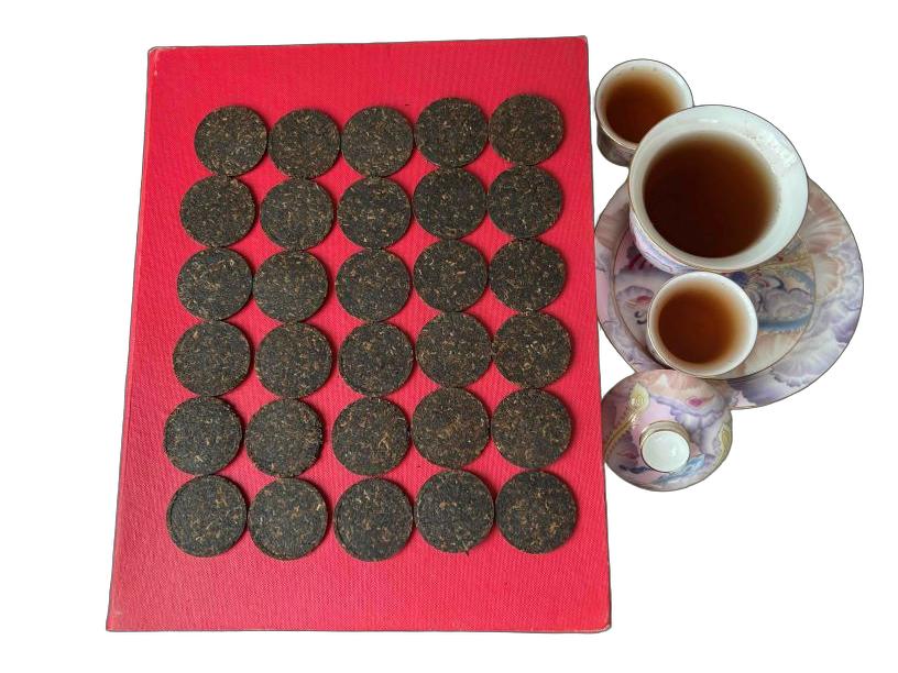 お茶 プーアル茶 本場雲南産 2019年�