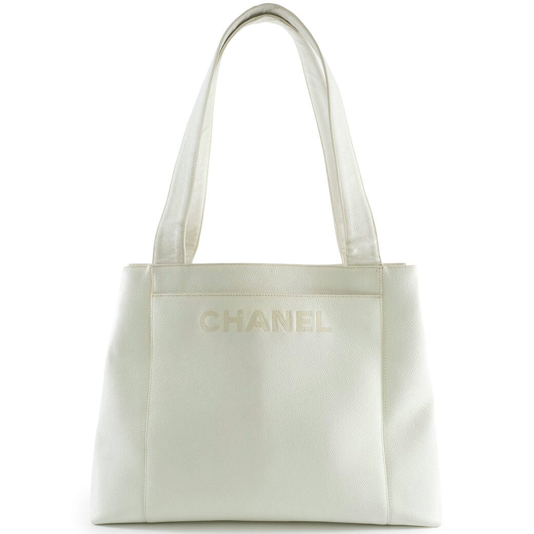 CHANEL ショルダーバッグ　A4 キャビアスキン シャネル バッグ ショルダーバッグ A4 収納 ロゴ