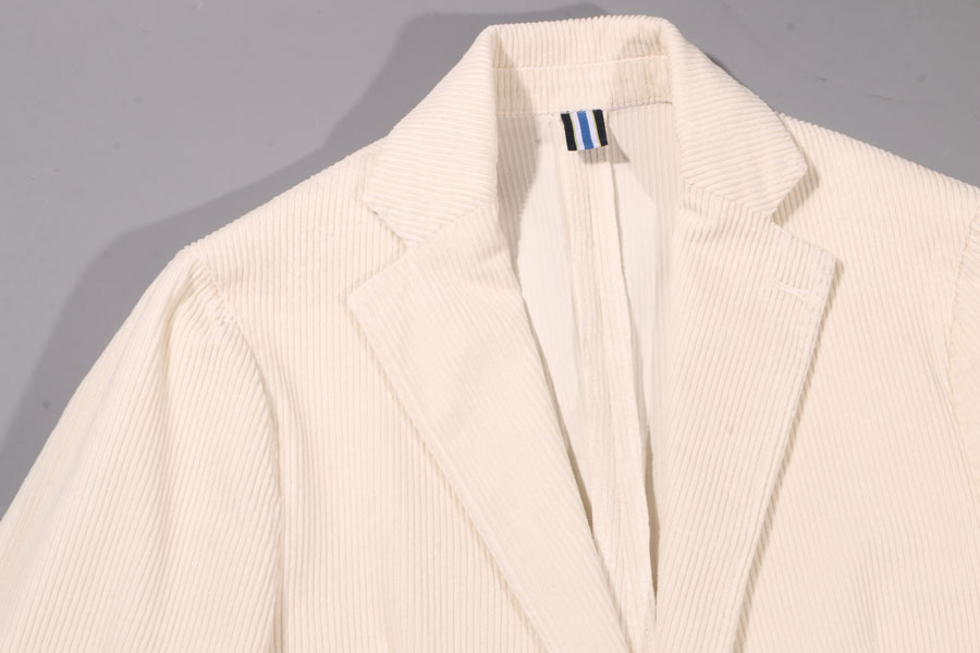 【46】 BAGUTTA バグッタ ジャケット RICK_ELI 11711 Mサイズ相当 秋冬 ホワイト 白 コットン コーデュロイ アウター トップス イタリア製 並行輸入品 ラッピング無料 送料無料 W29228