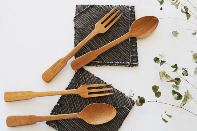 Cápsula de madera/fork Tamaño S Madera natural Tamaño de madera Made in Indonesia Hands-made/Osharé/Presentación/Madera de vida/Presentación/Artigo de madera/Presentación — vista 3