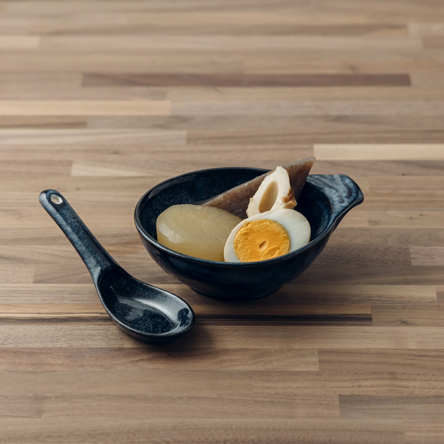 れんげ 食器 レンゲ 鍋料理や麺類に 白/黒/窯変紺/ 持ちやすい ラーメン 炒飯 | 美濃焼 日本製 鍋用小物 鍋用食器 鍋料理 煮物 2