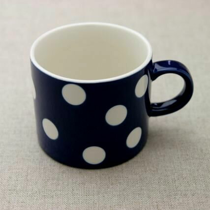 【20%OFF】水玉 マグカップ ネイビーブルー 紺色に白のドットがかわいい ミルクティーやカフェオレに 日本製 美濃焼 食器