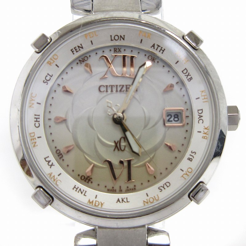 【中古】シチズン CITIZEN クロスシー XC 腕時計 アナログ エコドライブ デイト チタン H240-T020097 シルバーカラー ウォッチ レディース 【ベクトル 古着】 240429