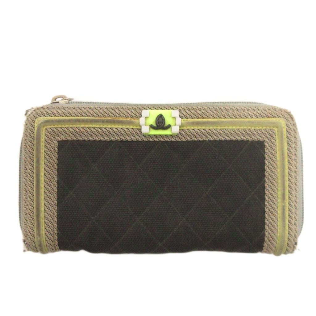 【中古】シャネル CHANEL ボーイ 長財布 小銭入れ カード入れ ネオンカラー 黒 ブラック ウォレット メンズ 【ベクトル 古着】 260418