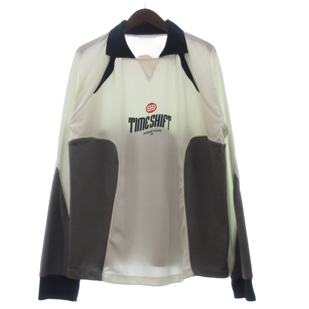 【中古】ザラ ZARA RETRO FOOTBALL PRINT POLO SHIRT ポロシャツ 長袖 白 ホワイト L ■OOM メンズ 【ベクトル 古着】 260621ブランドザラ ZARA表記サイズL実寸サイズ肩幅：42cm　身幅：62cm　着丈：77.5cm　袖丈：63cm　-　素材ポリエステル、ポリウレタン 裏地：ポリエステル色白仕様-状態全体的に若干のシワ感があります。 その他に目立ったダメージはなく、問題なくご使用いただける商品です。 ※あくまでも中古品ですので掲載写真や記載内容をご確認いただき、ご理解の上ご購入ください。付属品-備考-商品のお問い合わせの回答を休止しております。＊各商品ページの商品詳細等をご確認の上ご購入ください。【中古】ザラ ZARA RETRO FOOTBALL PRINT POLO SHIRT ポロシャツ 長袖 白 ホワイト L ■OOM メンズ 【ベクトル 古着】 260621状態ランク　”AB”詳細については、下記および「状態ランクについて」ページをご覧ください。未使用・新品の商品ほぼ新品同様の商品使用感が少なく、かなり状態の良い商品使用感はあるが、傷や汚れの少ない商品使用感の他、傷や汚れが見られる商品かなり大きな傷みがある難あり商品※S〜CランクはUSED品となりますので、使用感をご理解の上でご入札下さい。状態ランクについてinformationブランドザラ ZARA表記サイズL実寸サイズ肩幅：42cm　身幅：62cm　着丈：77.5cm　袖丈：63cm　-　素材ポリエステル、ポリウレタン 裏地：ポリエステル色白仕様-状態全体的に若干のシワ感があります。 その他に目立ったダメージはなく、問題なくご使用いただける商品です。 ※あくまでも中古品ですので掲載写真や記載内容をご確認いただき、ご理解の上ご購入ください。付属品-備考-商品のお問い合わせの回答を休止しております。＊各商品ページの商品詳細等をご確認の上ご購入ください。本商品は一点物です他サイトや店舗にて販売している商品です。多少のお時間差にて欠品になることもございます。予めご了承頂ますようお願い致します。ベクトル・サイズガイドはこちらこの商品と同じブランドの商品を見る