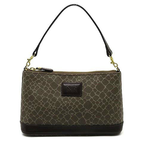 【中古】ニナリッチ NINA RICCI ジラフ アクセサリーポーチ ハンドバッグ ダークブラウン レディース 【ベクトル 古着】 251031ブランドニナリッチ NINA RICCI実寸サイズ持ち手の長さ：29cm　ヨコ：22.5cm　タテ：14cm　マチ：6cm　　素材PVC×レザー色ジラフ柄×ダークブラウン状態多少使用感がありますが、目立ったダメージはなく、問題なくご使用いただける商品です。 ※あくまでも中古品ですので掲載写真や記載内容をご確認いただき、ご理解の上ご購入ください。商品のお問い合わせの回答を休止しております。＊各商品ページの商品詳細等をご確認の上ご購入ください。【中古】ニナリッチ NINA RICCI ジラフ アクセサリーポーチ ハンドバッグ ダークブラウン レディース 【ベクトル 古着】 251031状態ランク　”AB”詳細については、下記および「状態ランクについて」ページをご覧ください。未使用・新品の商品ほぼ新品同様の商品使用感が少なく、かなり状態の良い商品使用感はあるが、傷や汚れの少ない商品使用感の他、傷や汚れが見られる商品かなり大きな傷みがある難あり商品※S〜CランクはUSED品となりますので、使用感をご理解の上でご入札下さい。状態ランクについてinformationブランドニナリッチ NINA RICCI実寸サイズ持ち手の長さ：29cm　ヨコ：22.5cm　タテ：14cm　マチ：6cm　　素材PVC×レザー色ジラフ柄×ダークブラウン状態多少使用感がありますが、目立ったダメージはなく、問題なくご使用いただける商品です。 ※あくまでも中古品ですので掲載写真や記載内容をご確認いただき、ご理解の上ご購入ください。商品のお問い合わせの回答を休止しております。＊各商品ページの商品詳細等をご確認の上ご購入ください。本商品は一点物です他サイトや店舗にて販売している商品です。多少のお時間差にて欠品になることもございます。予めご了承頂ますようお願い致します。ベクトル・サイズガイドはこちらこの商品と同じブランドの商品を見る