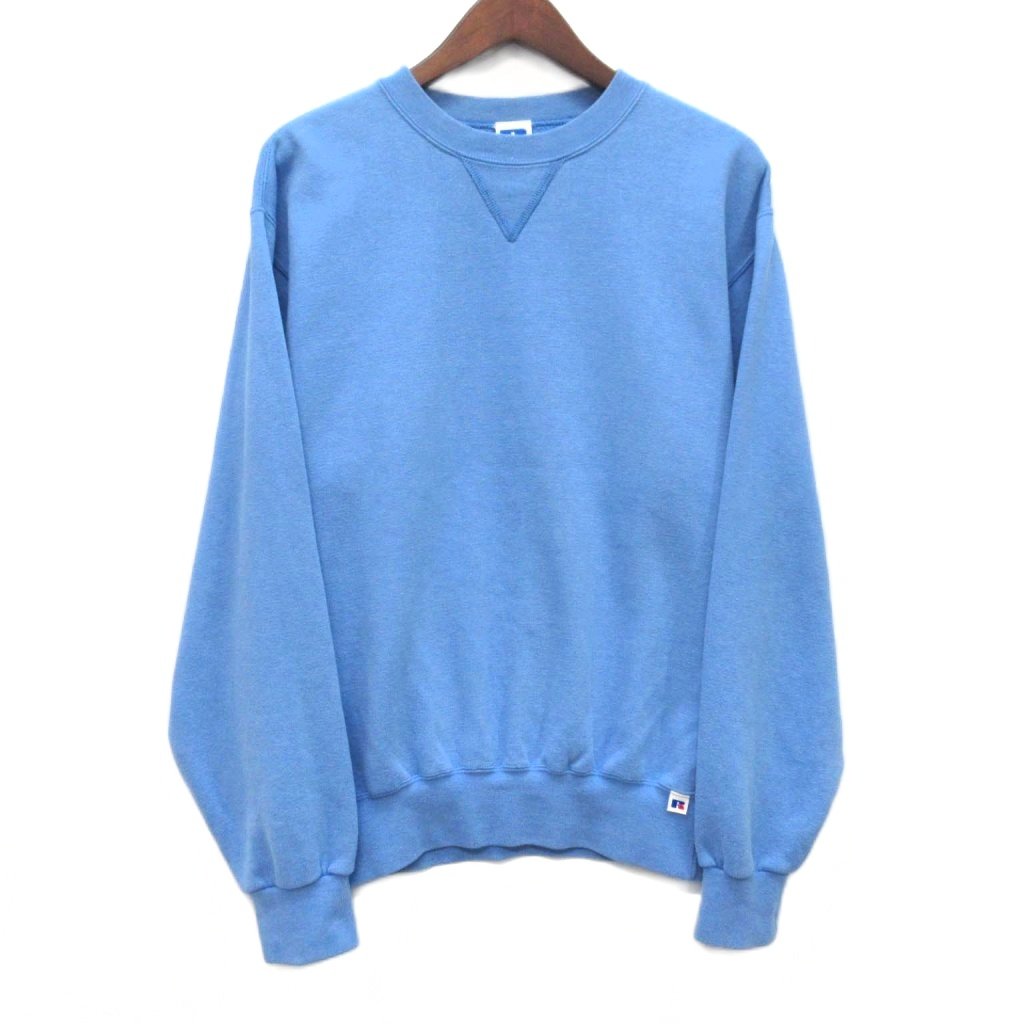 【中古】ラッセルアスレチック RUSSELL ATHLETIC 前Vガゼット スウェット トレーナー 長袖 M ライトブルー 90s エドウィン商事 メンズ 【ベクトル 古着】 260923表記サイズM実寸サイズ肩幅：51cm　身幅：54cm　着丈：64cm　袖丈：62cm　　素材綿50％、ポリエステル50％色ライトブルー状態多少の毛羽立ち、色褪せはありますが、目立ったダメージはなく、問題なくご使用いただける商品です。 ※あくまでも中古品ですので掲載写真や記載内容をご確認いただき、ご理解の上ご購入ください。 ※こちらの商品は実店舗で保管しておりません。商品についてお問い合わせの際は返答に多少お時間を頂きますのでご了承ください。備考エドウィン商事商品のお問い合わせの回答を休止しております。＊各商品ページの商品詳細等をご確認の上ご購入ください。【中古】ラッセルアスレチック RUSSELL ATHLETIC 前Vガゼット スウェット トレーナー 長袖 M ライトブルー 90s エドウィン商事 メンズ 【ベクトル 古着】 260923状態ランク　”AB”詳細については、下記および「状態ランクについて」ページをご覧ください。未使用・新品の商品ほぼ新品同様の商品使用感が少なく、かなり状態の良い商品使用感はあるが、傷や汚れの少ない商品使用感の他、傷や汚れが見られる商品かなり大きな傷みがある難あり商品※S〜CランクはUSED品となりますので、使用感をご理解の上でご入札下さい。状態ランクについてinformation表記サイズM実寸サイズ肩幅：51cm　身幅：54cm　着丈：64cm　袖丈：62cm　　素材綿50％、ポリエステル50％色ライトブルー状態多少の毛羽立ち、色褪せはありますが、目立ったダメージはなく、問題なくご使用いただける商品です。 ※あくまでも中古品ですので掲載写真や記載内容をご確認いただき、ご理解の上ご購入ください。 ※こちらの商品は実店舗で保管しておりません。商品についてお問い合わせの際は返答に多少お時間を頂きますのでご了承ください。備考エドウィン商事商品のお問い合わせの回答を休止しております。＊各商品ページの商品詳細等をご確認の上ご購入ください。本商品は一点物です他サイトや店舗にて販売している商品です。多少のお時間差にて欠品になることもございます。予めご了承頂ますようお願い致します。ベクトル・サイズガイドはこちらこの商品と同じブランドの商品を見る