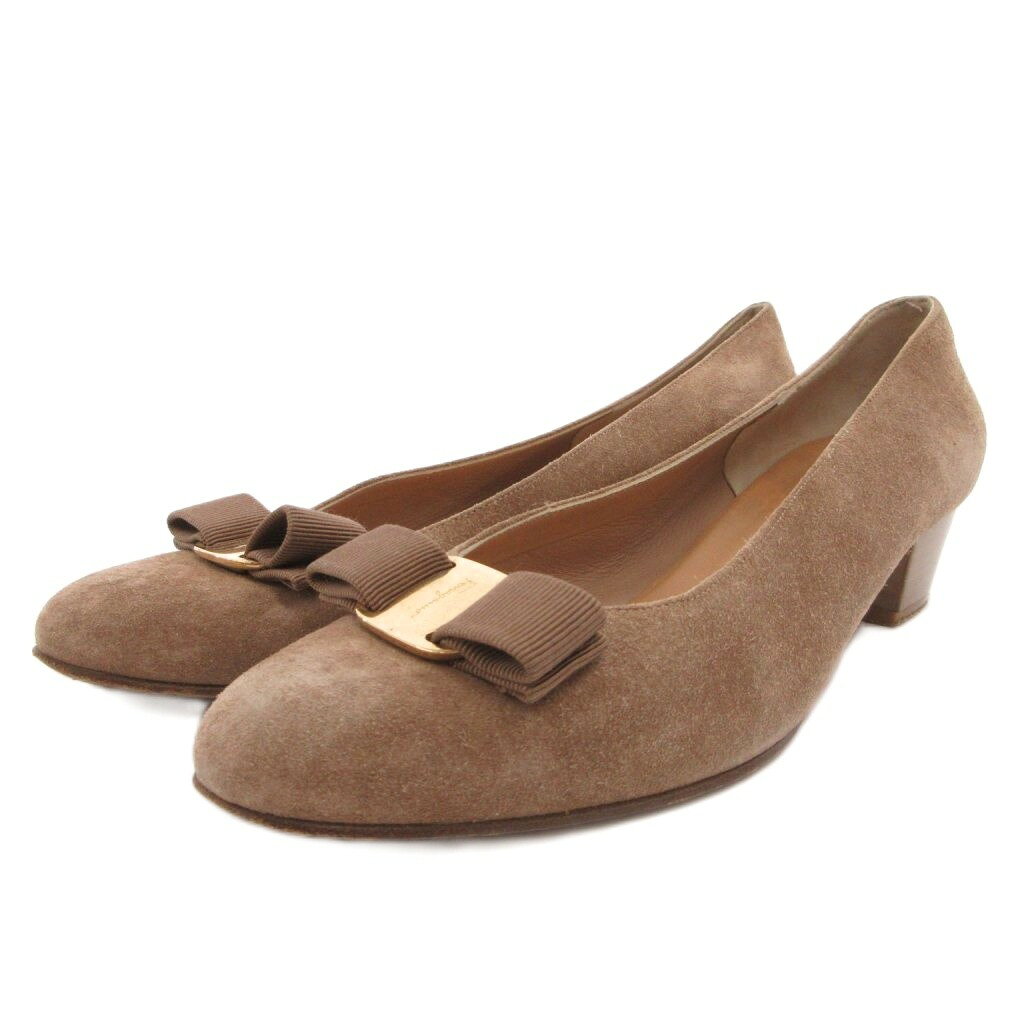 Rakuten - 【中古】サルヴァトーレフェラガモ Salvatore Ferragamo ヴァラリボン パンプス スエード ラウンドトゥ 8 ベージュ /FF ■GY62 レディース 【ベクトル 古着】 260415