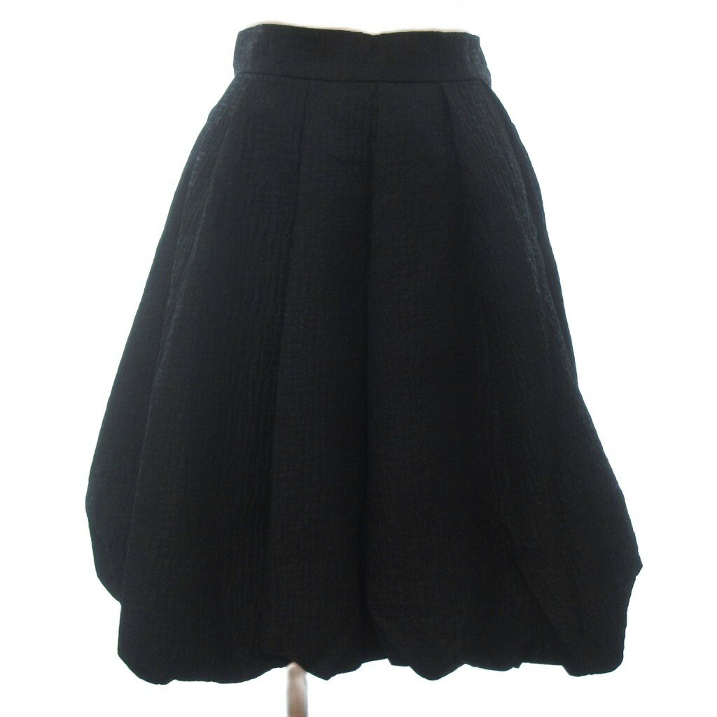 【中古】エムズグレイシー M'S GRACY ジャガード バルーンスカート ひざ丈 ブラック 黒 38 レディース 【ベクトル 古着】 260604ブランドエムズグレイシー M'S GRACY表記サイズ38実寸サイズウエスト：65cm　ヒップ：136cm　スカート丈：55cm　　素材表地 ポリエステル ナイロン 裏地 キュプラ色黒状態シワがありますが、使用感が少なく状態の良い商品です。※あくまでも中古品ですので掲載写真や記載内容をご確認いただき、ご理解の上ご購入ください。商品のお問い合わせの回答を休止しております。＊各商品ページの商品詳細等をご確認の上ご購入ください。【中古】エムズグレイシー M'S GRACY ジャガード バルーンスカート ひざ丈 ブラック 黒 38 レディース 【ベクトル 古着】 260604状態ランク　”A”詳細については、下記および「状態ランクについて」ページをご覧ください。未使用・新品の商品ほぼ新品同様の商品使用感が少なく、かなり状態の良い商品使用感はあるが、傷や汚れの少ない商品使用感の他、傷や汚れが見られる商品かなり大きな傷みがある難あり商品※S〜CランクはUSED品となりますので、使用感をご理解の上でご入札下さい。状態ランクについてinformationブランドエムズグレイシー M'S GRACY表記サイズ38実寸サイズウエスト：65cm　ヒップ：136cm　スカート丈：55cm　　素材表地 ポリエステル ナイロン 裏地 キュプラ色黒状態シワがありますが、使用感が少なく状態の良い商品です。※あくまでも中古品ですので掲載写真や記載内容をご確認いただき、ご理解の上ご購入ください。商品のお問い合わせの回答を休止しております。＊各商品ページの商品詳細等をご確認の上ご購入ください。本商品は一点物です他サイトや店舗にて販売している商品です。多少のお時間差にて欠品になることもございます。予めご了承頂ますようお願い致します。ベクトル・サイズガイドはこちらこの商品と同じブランドの商品を見る