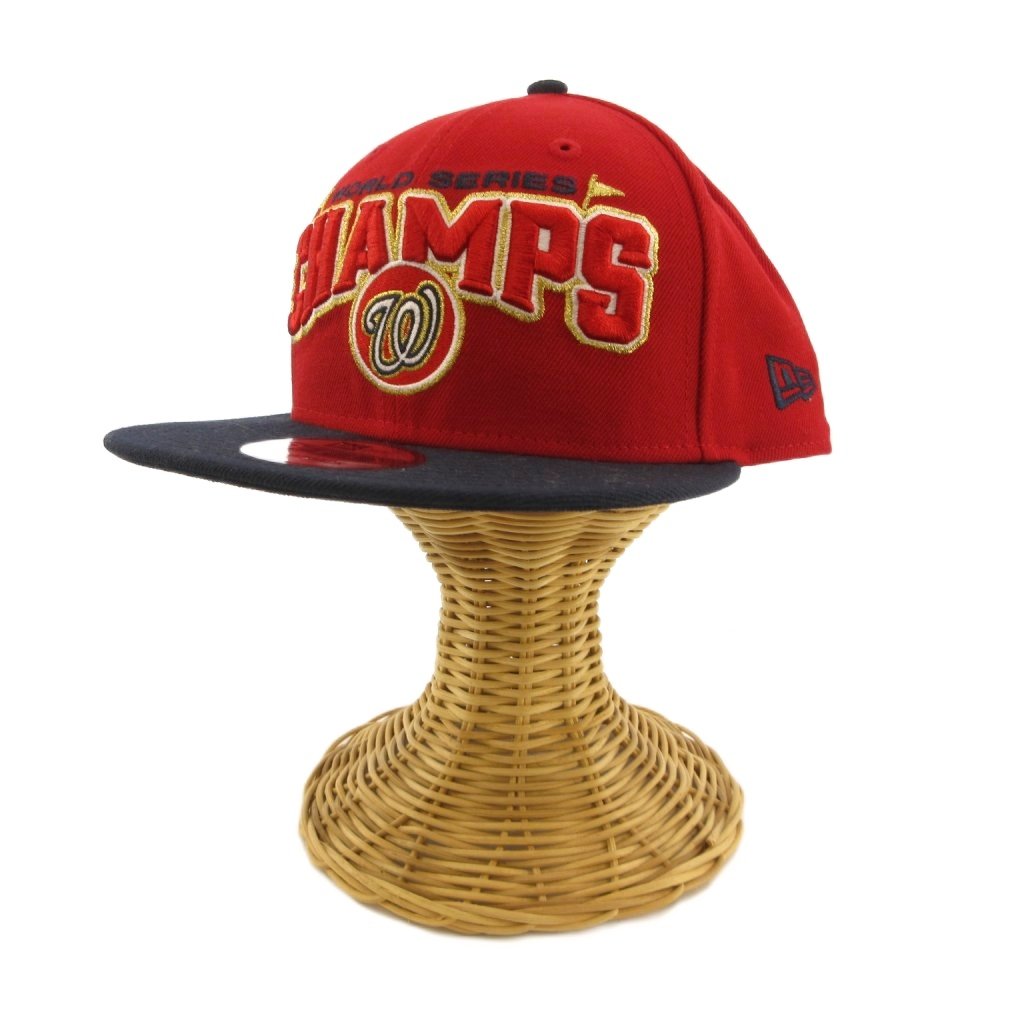 【中古】ニューエラ NEW ERA World Series 9FIFTY SNAPBACK キャップ 帽子 ワシントンナショナルズ レッド メンズ 【ベクトル 古着】 260817ブランドニューエラ NEW ERA表記サイズone実寸サイズつば：7cm　頭周り：50-61cm　　素材ポリエステル色レッド状態使用感が少なく、かなり状態の良い商品です。 ※あくまでも中古品ですので掲載写真や記載内容をご確認いただき、ご理解の上ご購入ください。商品のお問い合わせの回答を休止しております。＊各商品ページの商品詳細等をご確認の上ご購入ください。【中古】ニューエラ NEW ERA World Series 9FIFTY SNAPBACK キャップ 帽子 ワシントンナショナルズ レッド メンズ 【ベクトル 古着】 260817状態ランク　”A”詳細については、下記および「状態ランクについて」ページをご覧ください。未使用・新品の商品ほぼ新品同様の商品使用感が少なく、かなり状態の良い商品使用感はあるが、傷や汚れの少ない商品使用感の他、傷や汚れが見られる商品かなり大きな傷みがある難あり商品※S〜CランクはUSED品となりますので、使用感をご理解の上でご入札下さい。状態ランクについてinformationブランドニューエラ NEW ERA表記サイズone実寸サイズつば：7cm　頭周り：50-61cm　　素材ポリエステル色レッド状態使用感が少なく、かなり状態の良い商品です。 ※あくまでも中古品ですので掲載写真や記載内容をご確認いただき、ご理解の上ご購入ください。商品のお問い合わせの回答を休止しております。＊各商品ページの商品詳細等をご確認の上ご購入ください。本商品は一点物です他サイトや店舗にて販売している商品です。多少のお時間差にて欠品になることもございます。予めご了承頂ますようお願い致します。ベクトル・サイズガイドはこちらこの商品と同じブランドの商品を見る
