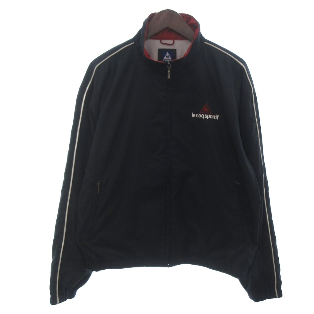 【中古】ルコックスポルティフ le coq sportif ゴルフ ジップアップ ブルゾン ジャケット 黒 ブラック S ■GY09 メンズ 【ベクトル 古着】 260818ブランドルコックスポルティフ le coq sportif表記サイズS実寸サイズ身幅：58cm　着丈：63cm　ゆき丈：89cm　　素材ポリエステル色黒状態・左ポケットのファスナー引手欠損 その他に目立ったダメージはなく、問題なくご使用いただける商品です。 ※あくまでも中古品ですので掲載写真や記載内容をご確認いただき、ご理解の上ご購入ください。商品のお問い合わせの回答を休止しております。＊各商品ページの商品詳細等をご確認の上ご購入ください。【中古】ルコックスポルティフ le coq sportif ゴルフ ジップアップ ブルゾン ジャケット 黒 ブラック S ■GY09 メンズ 【ベクトル 古着】 260818状態ランク　”AB”詳細については、下記および「状態ランクについて」ページをご覧ください。未使用・新品の商品ほぼ新品同様の商品使用感が少なく、かなり状態の良い商品使用感はあるが、傷や汚れの少ない商品使用感の他、傷や汚れが見られる商品かなり大きな傷みがある難あり商品※S〜CランクはUSED品となりますので、使用感をご理解の上でご入札下さい。状態ランクについてinformationブランドルコックスポルティフ le coq sportif表記サイズS実寸サイズ身幅：58cm　着丈：63cm　ゆき丈：89cm　　素材ポリエステル色黒状態・左ポケットのファスナー引手欠損 その他に目立ったダメージはなく、問題なくご使用いただける商品です。 ※あくまでも中古品ですので掲載写真や記載内容をご確認いただき、ご理解の上ご購入ください。商品のお問い合わせの回答を休止しております。＊各商品ページの商品詳細等をご確認の上ご購入ください。本商品は一点物です他サイトや店舗にて販売している商品です。多少のお時間差にて欠品になることもございます。予めご了承頂ますようお願い致します。ベクトル・サイズガイドはこちらこの商品と同じブランドの商品を見る