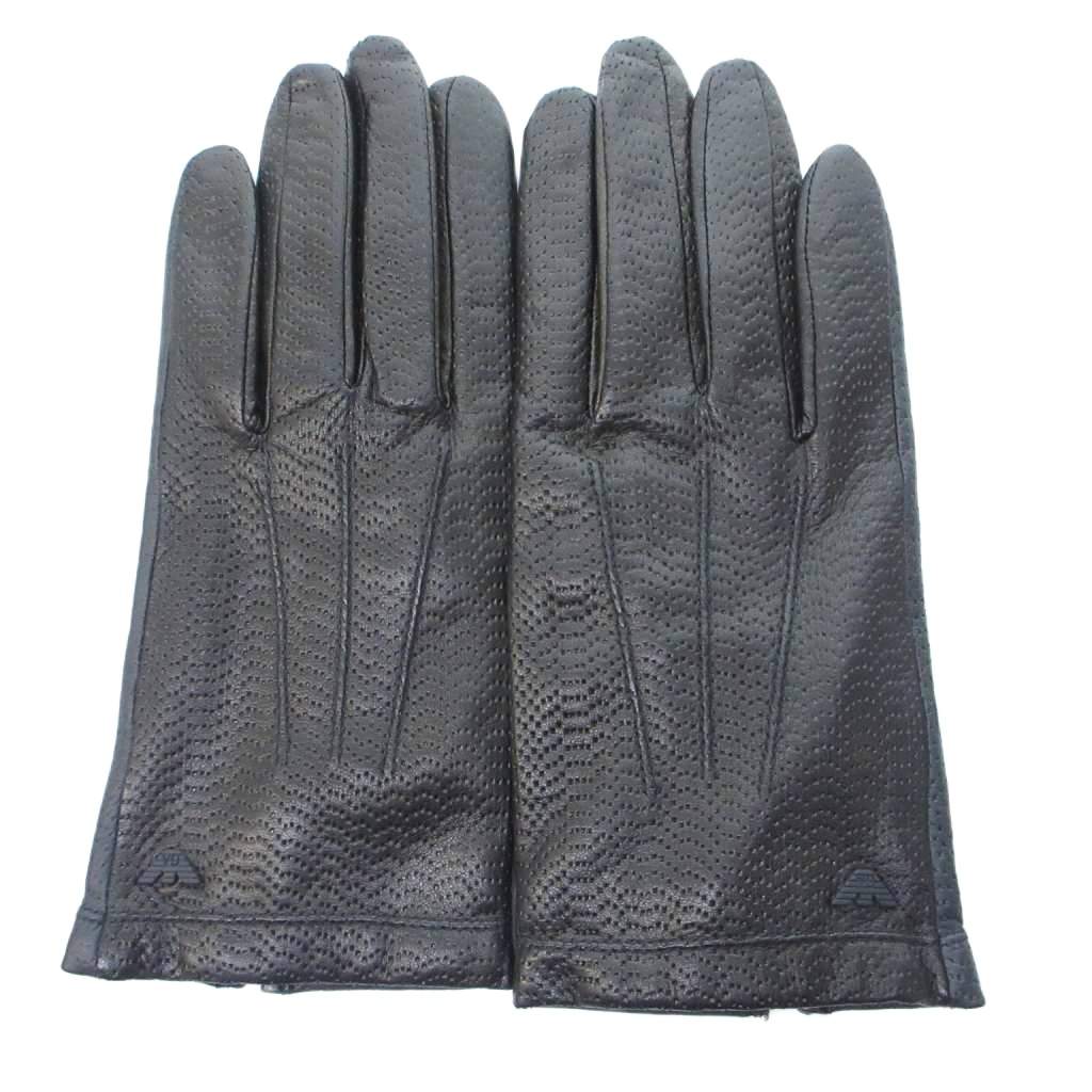 【中古】未使用品 エンポリオアルマーニ EMPORIO ARMANI タグ付き レザーグローブ 羊革 ロゴ 黒 ブラック メンズ 【ベクトル 古着】 260622ブランドエンポリオアルマーニ EMPORIO ARMANI実寸サイズタテ：24cm　ヨコ：10cm　素材羊革色黒 ブラック状態未使用品です。 ※未使用品・新品同様の商品ではございますが、一度は一般の方の手に渡り、個人で保管されていた商品です。また、保管・陳列時の薄いスレなど微細な状態変化が見られる場合がございます。ご理解の上ご購入ください。付属品付属品なし、写真に写っている物が全てです。備考624136 ジョルジオアルマーニジャパン株式会社商品のお問い合わせの回答を休止しております。＊各商品ページの商品詳細等をご確認の上ご購入ください。【中古】未使用品 エンポリオアルマーニ EMPORIO ARMANI タグ付き レザーグローブ 羊革 ロゴ 黒 ブラック メンズ 【ベクトル 古着】 260622状態ランク　”S”詳細については、下記および「状態ランクについて」ページをご覧ください。未使用・新品の商品ほぼ新品同様の商品使用感が少なく、かなり状態の良い商品使用感はあるが、傷や汚れの少ない商品使用感の他、傷や汚れが見られる商品かなり大きな傷みがある難あり商品※S〜CランクはUSED品となりますので、使用感をご理解の上でご入札下さい。状態ランクについてinformationブランドエンポリオアルマーニ EMPORIO ARMANI実寸サイズタテ：24cm　ヨコ：10cm　素材羊革色黒 ブラック状態未使用品です。 ※未使用品・新品同様の商品ではございますが、一度は一般の方の手に渡り、個人で保管されていた商品です。また、保管・陳列時の薄いスレなど微細な状態変化が見られる場合がございます。ご理解の上ご購入ください。付属品付属品なし、写真に写っている物が全てです。備考624136 ジョルジオアルマーニジャパン株式会社商品のお問い合わせの回答を休止しております。＊各商品ページの商品詳細等をご確認の上ご購入ください。本商品は一点物です他サイトや店舗にて販売している商品です。多少のお時間差にて欠品になることもございます。予めご了承頂ますようお願い致します。ベクトル・サイズガイドはこちらこの商品と同じブランドの商品を見る