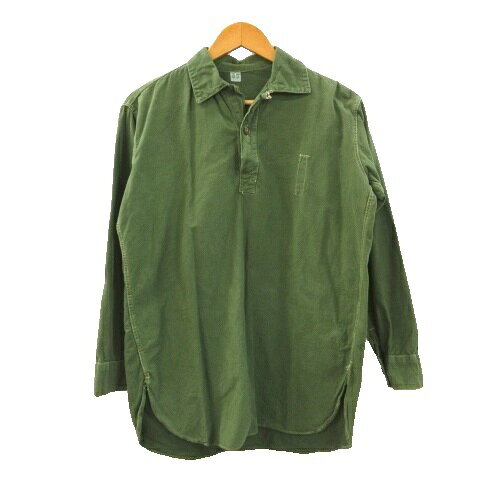 【中古】ヴィンテージ VINTAGE スウェーデン軍 M55 スリーピングシャツ プルオーバーシャツ グリーン 39 メンズ 【ベクトル 古着】 260809ブランドヴィンテージ VINTAGE表記サイズ39実寸サイズ肩幅：44cm　身幅：56cm　着丈：76cm　袖丈：55.5cm　　素材綿色緑 グリーン仕様スウェーデン軍 スリーピングシャツ状態多少の襟汚れ、胸元にシミなどの使用感があります。 ※全体的に中古品としての使用感とダメージがありますが、通常使用には支障のない商品です。 掲載写真や記載内容をご確認いただき、ご理解の上ご購入ください。付属品-備考-商品のお問い合わせの回答を休止しております。＊各商品ページの商品詳細等をご確認の上ご購入ください。【中古】ヴィンテージ VINTAGE スウェーデン軍 M55 スリーピングシャツ プルオーバーシャツ グリーン 39 メンズ 【ベクトル 古着】 260809状態ランク　”B”詳細については、下記および「状態ランクについて」ページをご覧ください。未使用・新品の商品ほぼ新品同様の商品使用感が少なく、かなり状態の良い商品使用感はあるが、傷や汚れの少ない商品使用感の他、傷や汚れが見られる商品かなり大きな傷みがある難あり商品※S〜CランクはUSED品となりますので、使用感をご理解の上でご入札下さい。状態ランクについてinformationブランドヴィンテージ VINTAGE表記サイズ39実寸サイズ肩幅：44cm　身幅：56cm　着丈：76cm　袖丈：55.5cm　　素材綿色緑 グリーン仕様スウェーデン軍 スリーピングシャツ状態多少の襟汚れ、胸元にシミなどの使用感があります。 ※全体的に中古品としての使用感とダメージがありますが、通常使用には支障のない商品です。 掲載写真や記載内容をご確認いただき、ご理解の上ご購入ください。付属品-備考-商品のお問い合わせの回答を休止しております。＊各商品ページの商品詳細等をご確認の上ご購入ください。本商品は一点物です他サイトや店舗にて販売している商品です。多少のお時間差にて欠品になることもございます。予めご了承頂ますようお願い致します。ベクトル・サイズガイドはこちらこの商品と同じブランドの商品を見る