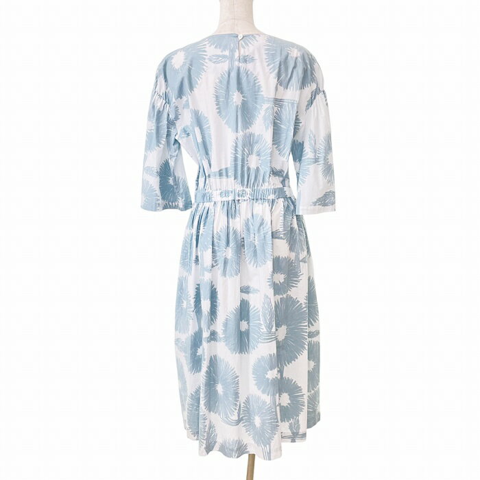 【中古】ミナペルホネン mina perhonen 未使用品 美品 laundry“daisy” ランドリー デイジー ワンピース 1d3061 総柄 半袖 5分袖 エンパイア 36 約Sサイズ 水色 スカイブルー 白 ホワイト レディース 【ベクトル 古着】 241021