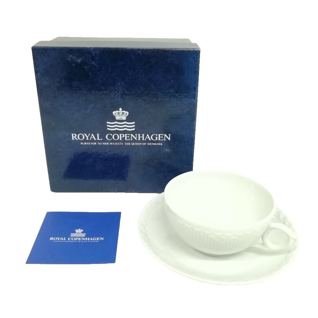 【中古】ロイヤルコペンハーゲン ROYAL COPENHAGEN ホワイトフル—テッド 081 082 カップ ＆ ソーサー ティーカップ 美品 【ベクトル 古着】 260217