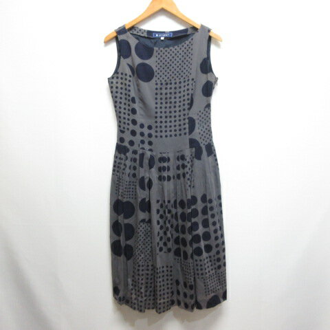 【中古】エムズグレイシー M'S GRACY ランダムドット柄 ノースリーブ ワンピース 38 グレー 裏地付き 日本製 レディース 【ベクトル 古着】 250815