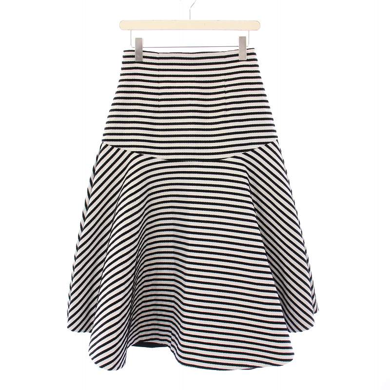 本日まで販売！ボーダーズアットバルコニーデニムスカート 未使用タグ付き ボーダーズアットバルコニー フロントボタンデニムスカート 38