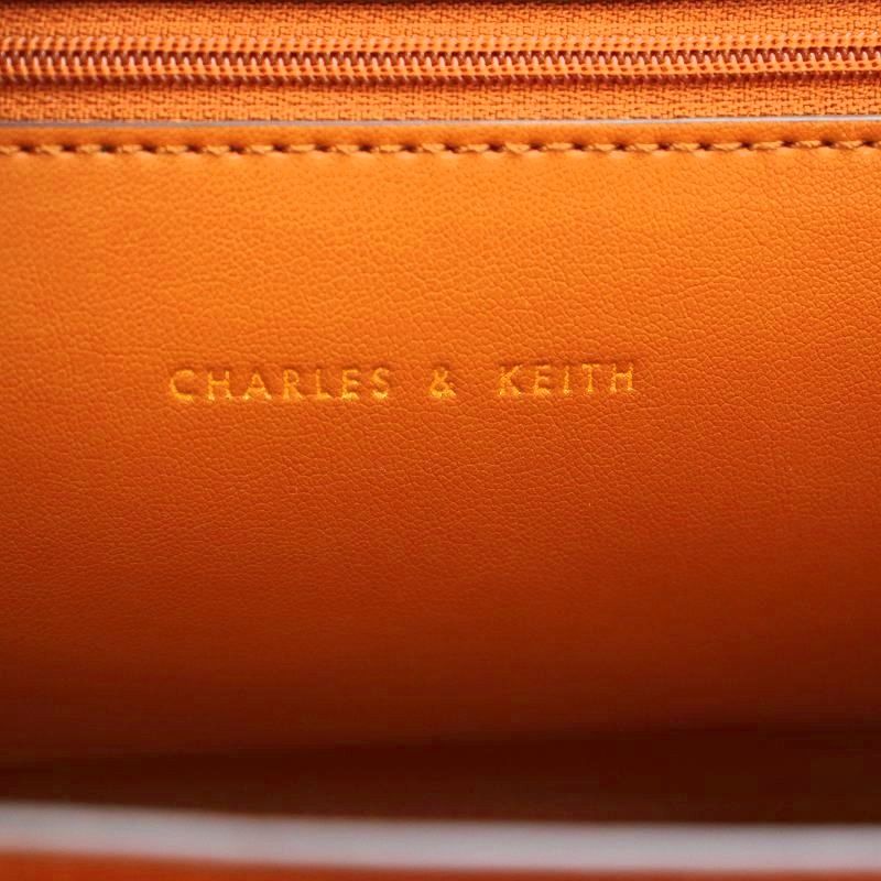 【中古】チャールズ&キース CHARLES&KEITH ハンドバッグ 50270434 キャンバス ベージュ 茶 /☆G レディース 【ベクトル 古着】 250917