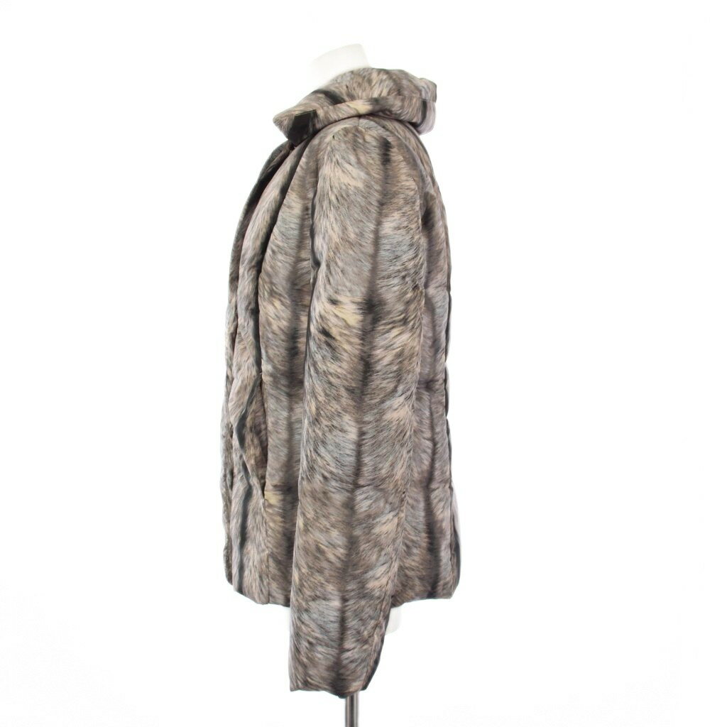 【中古】エムエムシックス メゾンマルジェラ MM6 Maison Margiela トロンプルイユ ファープリント ダウンジャケット 38 グレー 32AM018042255 /KH レディース 【ベクトル 古着】 260226 2