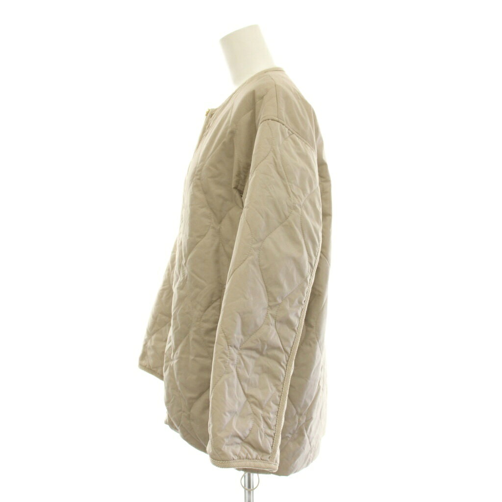【中古】23区 オンワード樫山 24AW 中綿 パディング アウター ノーカラー キルティングジャケット ジップアップ 32 ベージュ cmwscw0410 /YM レディース 【ベクトル 古着】 260307 auc-vector-20785328 ブランド古着の買取販売ベクトル サンプル画像3