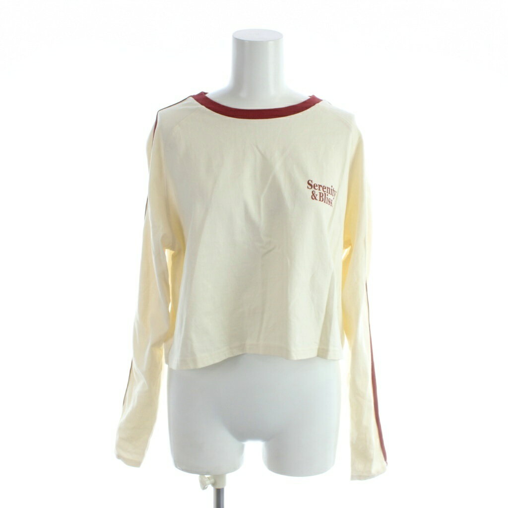 【中古】アングリッド UNGRID Tシャツ サイドライン F アイボリー 赤 レッド 長袖 ラウンドネック ロゴプリント /AP レディース 【ベクトル 古着】 260305ブランドアングリッド UNGRID表記サイズF実寸サイズ身幅：約54.5cm　着丈：約38.5cm　ゆき丈：約78cm　　素材本体 綿 リブ 綿 テープ部分 ポリエステル色アイボリー 赤 レッド状態使用感が少なく、かなり状態の良い商品です。 ※あくまでも中古品ですので掲載写真や記載内容をご確認いただき、ご理解の上ご購入ください。商品のお問い合わせの回答を休止しております。＊各商品ページの商品詳細等をご確認の上ご購入ください。【中古】アングリッド UNGRID Tシャツ サイドライン F アイボリー 赤 レッド 長袖 ラウンドネック ロゴプリント /AP レディース 【ベクトル 古着】 260305状態ランク　”A”詳細については、下記および「状態ランクについて」ページをご覧ください。未使用・新品の商品ほぼ新品同様の商品使用感が少なく、かなり状態の良い商品使用感はあるが、傷や汚れの少ない商品使用感の他、傷や汚れが見られる商品かなり大きな傷みがある難あり商品※S〜CランクはUSED品となりますので、使用感をご理解の上でご入札下さい。状態ランクについてinformationブランドアングリッド UNGRID表記サイズF実寸サイズ身幅：約54.5cm　着丈：約38.5cm　ゆき丈：約78cm　　素材本体 綿 リブ 綿 テープ部分 ポリエステル色アイボリー 赤 レッド状態使用感が少なく、かなり状態の良い商品です。 ※あくまでも中古品ですので掲載写真や記載内容をご確認いただき、ご理解の上ご購入ください。商品のお問い合わせの回答を休止しております。＊各商品ページの商品詳細等をご確認の上ご購入ください。本商品は一点物です他サイトや店舗にて販売している商品です。多少のお時間差にて欠品になることもございます。予めご了承頂ますようお願い致します。ベクトル・サイズガイドはこちらこの商品と同じブランドの商品を見る