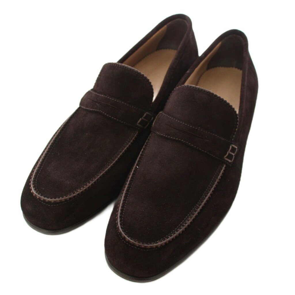 【中古】サルヴァトーレフェラガモ Salvatore Ferragamo スエードペニーローファー シューズ 8EE 茶 ブラウン /TK46 メンズ 【ベクトル 古着】 260709ブランドサルヴァトーレフェラガモ Salvatore Ferragamo表記サイズ8EE実寸サイズヒールの高さ：2cm　最大幅：9.5cm　　素材スエード色茶 ブラウン仕様裏張りされています。状態全体的に擦れや毛羽立ちがありますが、その他に目立ったダメージはなく、問題なくご使用いただける商品です。 ※あくまでも中古品ですので掲載写真や記載内容をご確認いただき、ご理解の上ご購入ください。付属品袋商品のお問い合わせの回答を休止しております。＊各商品ページの商品詳細等をご確認の上ご購入ください。【中古】サルヴァトーレフェラガモ Salvatore Ferragamo スエードペニーローファー シューズ 8EE 茶 ブラウン /TK46 メンズ 【ベクトル 古着】 260709状態ランク　”AB”詳細については、下記および「状態ランクについて」ページをご覧ください。未使用・新品の商品ほぼ新品同様の商品使用感が少なく、かなり状態の良い商品使用感はあるが、傷や汚れの少ない商品使用感の他、傷や汚れが見られる商品かなり大きな傷みがある難あり商品※S〜CランクはUSED品となりますので、使用感をご理解の上でご入札下さい。状態ランクについてinformationブランドサルヴァトーレフェラガモ Salvatore Ferragamo表記サイズ8EE実寸サイズヒールの高さ：2cm　最大幅：9.5cm　　素材スエード色茶 ブラウン仕様裏張りされています。状態全体的に擦れや毛羽立ちがありますが、その他に目立ったダメージはなく、問題なくご使用いただける商品です。 ※あくまでも中古品ですので掲載写真や記載内容をご確認いただき、ご理解の上ご購入ください。付属品袋商品のお問い合わせの回答を休止しております。＊各商品ページの商品詳細等をご確認の上ご購入ください。本商品は一点物です他サイトや店舗にて販売している商品です。多少のお時間差にて欠品になることもございます。予めご了承頂ますようお願い致します。ベクトル・サイズガイドはこちらこの商品と同じブランドの商品を見る