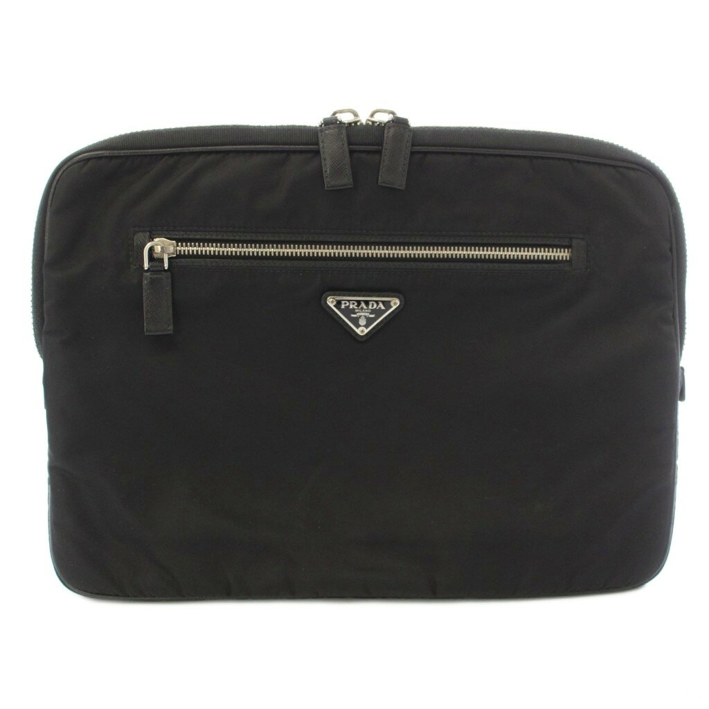 【中古】プラダ PRADA ナイロン ラップトップケース クラッチバッグ セカンドバッグ PCケース 黒 ブラック /TK ■OH メンズ 【ベクトル 古着】 260813ブランドプラダ PRADA実寸サイズヨコ：34cm　タテ：26cm　マチ：2cm　　素材ナイロン色黒 ブラック状態表面や底に白い汚れがありますが、その他には目立ったダメージや汚れはありません。 ※あくまでも中古品ですので掲載写真や記載内容をご確認いただき、ご理解の上ご購入ください。付属品付属品なし商品のお問い合わせの回答を休止しております。＊各商品ページの商品詳細等をご確認の上ご購入ください。【中古】プラダ PRADA ナイロン ラップトップケース クラッチバッグ セカンドバッグ PCケース 黒 ブラック /TK ■OH メンズ 【ベクトル 古着】 260813状態ランク　”AB”詳細については、下記および「状態ランクについて」ページをご覧ください。未使用・新品の商品ほぼ新品同様の商品使用感が少なく、かなり状態の良い商品使用感はあるが、傷や汚れの少ない商品使用感の他、傷や汚れが見られる商品かなり大きな傷みがある難あり商品※S〜CランクはUSED品となりますので、使用感をご理解の上でご入札下さい。状態ランクについてinformationブランドプラダ PRADA実寸サイズヨコ：34cm　タテ：26cm　マチ：2cm　　素材ナイロン色黒 ブラック状態表面や底に白い汚れがありますが、その他には目立ったダメージや汚れはありません。 ※あくまでも中古品ですので掲載写真や記載内容をご確認いただき、ご理解の上ご購入ください。付属品付属品なし商品のお問い合わせの回答を休止しております。＊各商品ページの商品詳細等をご確認の上ご購入ください。本商品は一点物です他サイトや店舗にて販売している商品です。多少のお時間差にて欠品になることもございます。予めご了承頂ますようお願い致します。ベクトル・サイズガイドはこちらこの商品と同じブランドの商品を見る