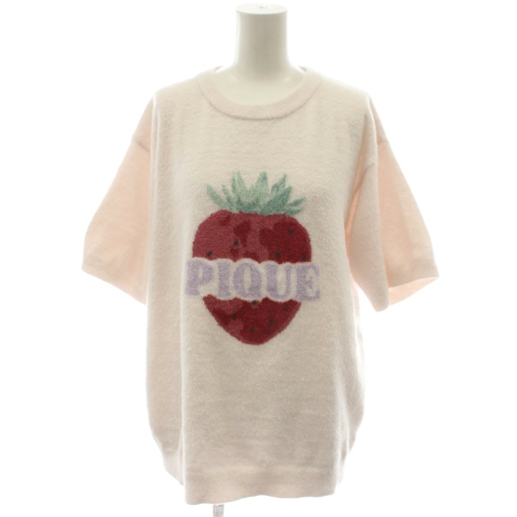 【中古】ジェラートピケ gelato pique 24SS スムフルーツJQD プルオーバー ルームウェア 部屋着 半袖 ロゴ F ピンク PWNT242027 /AN レディース 【ベクトル 古着】 260814ブランドジェラートピケ gelato pique表記サイズF実寸サイズ肩幅：約47cm　身幅：約52cm　着丈：約60cm　袖丈：約21.5cm　　素材本体 ポリエステル ナイロン モチーフ部分 ポリエステル ナイロン色ピンク状態使用感が少なく、かなり状態の良い商品です。 ※あくまでも中古品ですので掲載写真や記載内容をご確認いただき、ご理解の上ご購入ください。商品のお問い合わせの回答を休止しております。＊各商品ページの商品詳細等をご確認の上ご購入ください。【中古】ジェラートピケ gelato pique 24SS スムフルーツJQD プルオーバー ルームウェア 部屋着 半袖 ロゴ F ピンク PWNT242027 /AN レディース 【ベクトル 古着】 260814状態ランク　”A”詳細については、下記および「状態ランクについて」ページをご覧ください。未使用・新品の商品ほぼ新品同様の商品使用感が少なく、かなり状態の良い商品使用感はあるが、傷や汚れの少ない商品使用感の他、傷や汚れが見られる商品かなり大きな傷みがある難あり商品※S〜CランクはUSED品となりますので、使用感をご理解の上でご入札下さい。状態ランクについてinformationブランドジェラートピケ gelato pique表記サイズF実寸サイズ肩幅：約47cm　身幅：約52cm　着丈：約60cm　袖丈：約21.5cm　　素材本体 ポリエステル ナイロン モチーフ部分 ポリエステル ナイロン色ピンク状態使用感が少なく、かなり状態の良い商品です。 ※あくまでも中古品ですので掲載写真や記載内容をご確認いただき、ご理解の上ご購入ください。商品のお問い合わせの回答を休止しております。＊各商品ページの商品詳細等をご確認の上ご購入ください。本商品は一点物です他サイトや店舗にて販売している商品です。多少のお時間差にて欠品になることもございます。予めご了承頂ますようお願い致します。ベクトル・サイズガイドはこちらこの商品と同じブランドの商品を見る