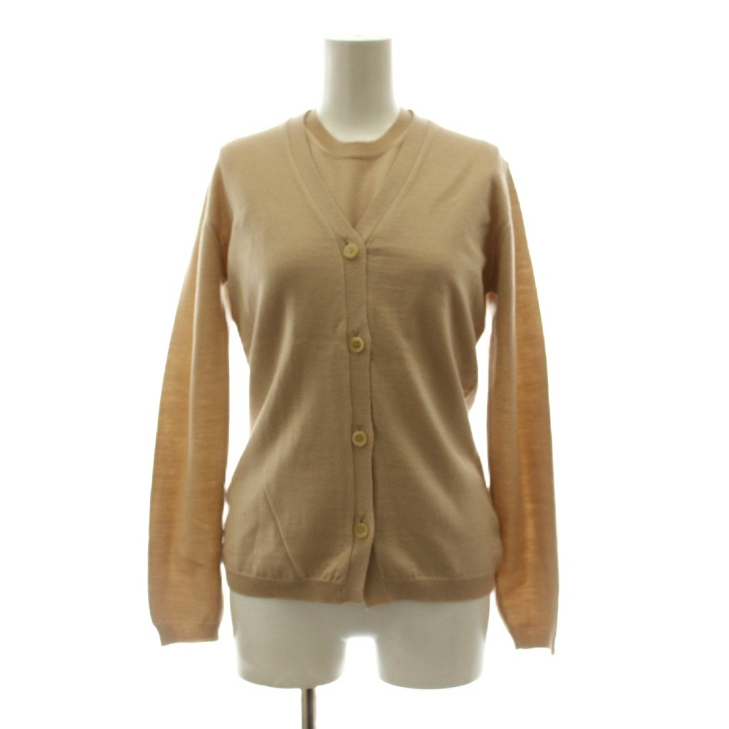 【中古】ジルサンダー JIL SANDER アンサンブルニット カーディガン 長袖 Vネック ノースリーブニット ウール ベージュ /KU レディース 【ベクトル 古着】 260827ブランドジルサンダー JIL SANDER表記サイズサイズ表記なし(実寸サイズをご参考ください。)実寸サイズ肩幅：35cm　身幅：42cm　総丈：57cm　袖丈：56cm　身幅：39cm　総丈：55cm　　素材（カーディガン） バージンウール （インナーニット） バージンウール色ベージュ状態カーディガン右裾、左袖、フロントに汚れが見られますが、その他に目立ったダメージはなく、問題なくご使用いただける商品です。 ※あくまでも中古品ですので掲載写真や記載内容をご確認いただき、ご理解の上ご購入ください。備考OS-342商品のお問い合わせの回答を休止しております。＊各商品ページの商品詳細等をご確認の上ご購入ください。【中古】ジルサンダー JIL SANDER アンサンブルニット カーディガン 長袖 Vネック ノースリーブニット ウール ベージュ /KU レディース 【ベクトル 古着】 260827状態ランク　”AB”詳細については、下記および「状態ランクについて」ページをご覧ください。未使用・新品の商品ほぼ新品同様の商品使用感が少なく、かなり状態の良い商品使用感はあるが、傷や汚れの少ない商品使用感の他、傷や汚れが見られる商品かなり大きな傷みがある難あり商品※S〜CランクはUSED品となりますので、使用感をご理解の上でご入札下さい。状態ランクについてinformationブランドジルサンダー JIL SANDER表記サイズサイズ表記なし(実寸サイズをご参考ください。)実寸サイズ肩幅：35cm　身幅：42cm　総丈：57cm　袖丈：56cm　身幅：39cm　総丈：55cm　　素材（カーディガン） バージンウール （インナーニット） バージンウール色ベージュ状態カーディガン右裾、左袖、フロントに汚れが見られますが、その他に目立ったダメージはなく、問題なくご使用いただける商品です。 ※あくまでも中古品ですので掲載写真や記載内容をご確認いただき、ご理解の上ご購入ください。備考OS-342商品のお問い合わせの回答を休止しております。＊各商品ページの商品詳細等をご確認の上ご購入ください。本商品は一点物です他サイトや店舗にて販売している商品です。多少のお時間差にて欠品になることもございます。予めご了承頂ますようお願い致します。ベクトル・サイズガイドはこちらこの商品と同じブランドの商品を見る