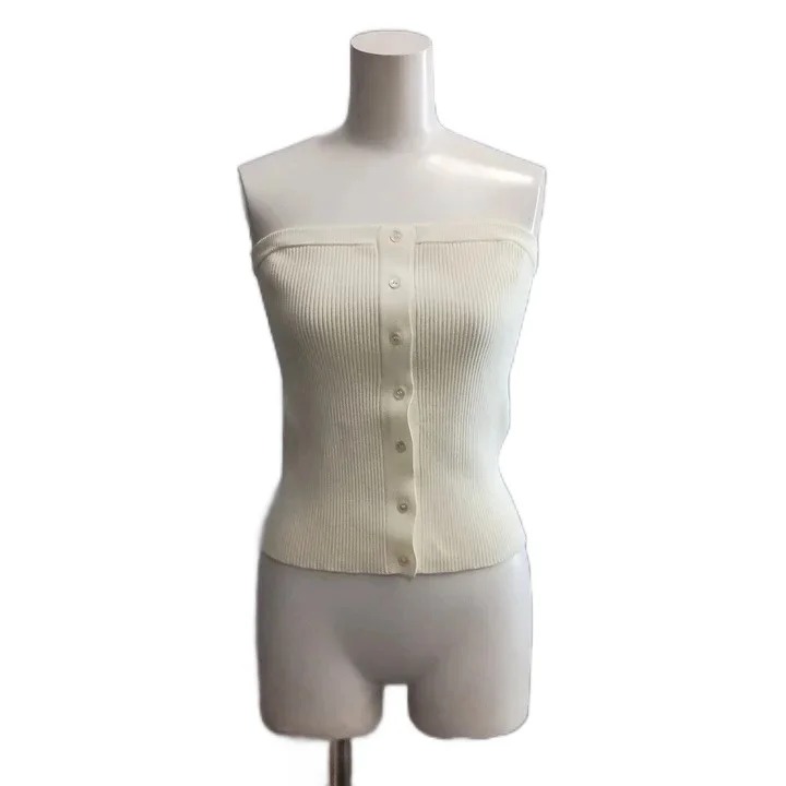 【中古】B&Y ユナイテッドアローズ BEAUTY&YOUTH ビューティー&ユース Bustier チューブトップ ベアトップ 白 ホワイト リブニット ボタン 無地 1618-199-0926 /AP レディース 【ベクトル 古着】 260910ブランドB&Y ユナイテッドアローズ BEAUTY&YOUTH ビューティー&ユース表記サイズサイズ表記なし（実寸サイズをご参考ください。）実寸サイズ身幅：約30cm　着丈：約29.5cm　　素材レーヨン ポリエステル色白 ホワイト状態使用感が少なく、かなり状態の良い商品です。 ※あくまでも中古品ですので掲載写真や記載内容をご確認いただき、ご理解の上ご購入ください。備考品番:1618-199-0926商品のお問い合わせの回答を休止しております。＊各商品ページの商品詳細等をご確認の上ご購入ください。【中古】B&Y ユナイテッドアローズ BEAUTY&YOUTH ビューティー&ユース Bustier チューブトップ ベアトップ 白 ホワイト リブニット ボタン 無地 1618-199-0926 /AP レディース 【ベクトル 古着】 260910状態ランク　”A”詳細については、下記および「状態ランクについて」ページをご覧ください。未使用・新品の商品ほぼ新品同様の商品使用感が少なく、かなり状態の良い商品使用感はあるが、傷や汚れの少ない商品使用感の他、傷や汚れが見られる商品かなり大きな傷みがある難あり商品※S〜CランクはUSED品となりますので、使用感をご理解の上でご入札下さい。状態ランクについてinformationブランドB&Y ユナイテッドアローズ BEAUTY&YOUTH ビューティー&ユース表記サイズサイズ表記なし（実寸サイズをご参考ください。）実寸サイズ身幅：約30cm　着丈：約29.5cm　　素材レーヨン ポリエステル色白 ホワイト状態使用感が少なく、かなり状態の良い商品です。 ※あくまでも中古品ですので掲載写真や記載内容をご確認いただき、ご理解の上ご購入ください。備考品番:1618-199-0926商品のお問い合わせの回答を休止しております。＊各商品ページの商品詳細等をご確認の上ご購入ください。本商品は一点物です他サイトや店舗にて販売している商品です。多少のお時間差にて欠品になることもございます。予めご了承頂ますようお願い致します。ベクトル・サイズガイドはこちらこの商品と同じブランドの商品を見る