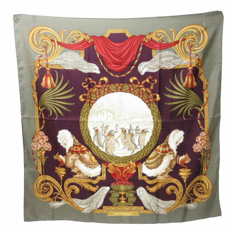 SalvatoreFerragamoペンギンスカーフ柄スウェット SalvatoreFerragamoペンギンスカーフ柄スウェット