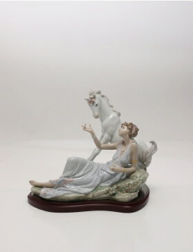 リヤドロ LLADRO フィギュリン 置物 オブジェ グレー マルチカラー 小物 インテリア 陶器 女神とユニコーン 6007 台座付き メンズ レディース 【中古】【ベクトル 古着】 ブランド古着ベクトルプレミアム店