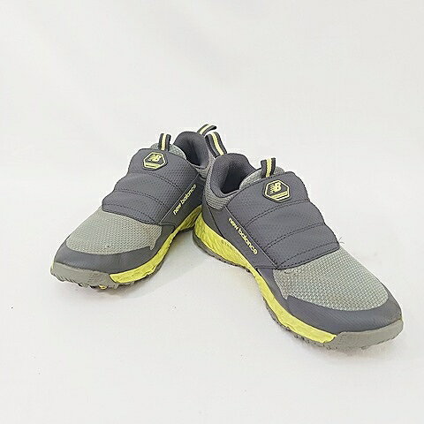 【中古】ニューバランス NEW BALANCE シューズ ゴルフシューズ スパイクレス フレッシュフォーム 4700 ボア MGB4700G グレー グリーン イエロー 緑 25.5 メンズ 【ベクトル 古着】 260907ブランドニューバランス NEW BALANCE表記サイズUS：7.5 UK:7 EU:40.5 JP:25.5実寸サイズ最大幅：11cm　アウトソール：30cm　　色グレー グリーン イエロー ※色に関してはこの出品者の主観で判断しております。また、光の影響などにより、実物の色と異なる場合がありますので、予めご了承下さい。状態履きジワや足の甲部分に破れ、汚れなどの使用感がありますが、その他に目立ったダメージはなく、問題なくご使用いただける商品です。 ※あくまでも中古品ですので掲載写真や記載内容をご確認いただき、ご理解の上ご購入ください。付属品箱備考一部商品は実店舗で保管しておりませんので、店頭にてご覧になれない場合がございます。また、ご質問を頂いた際、お時間をいただく場合がございますのでご了承ください。商品のお問い合わせの回答を休止しております。＊各商品ページの商品詳細等をご確認の上ご購入ください。【中古】ニューバランス NEW BALANCE シューズ ゴルフシューズ スパイクレス フレッシュフォーム 4700 ボア MGB4700G グレー グリーン イエロー 緑 25.5 メンズ 【ベクトル 古着】 260907状態ランク　”AB”詳細については、下記および「状態ランクについて」ページをご覧ください。未使用・新品の商品ほぼ新品同様の商品使用感が少なく、かなり状態の良い商品使用感はあるが、傷や汚れの少ない商品使用感の他、傷や汚れが見られる商品かなり大きな傷みがある難あり商品※S〜CランクはUSED品となりますので、使用感をご理解の上でご入札下さい。状態ランクについてinformationブランドニューバランス NEW BALANCE表記サイズUS：7.5 UK:7 EU:40.5 JP:25.5実寸サイズ最大幅：11cm　アウトソール：30cm　　色グレー グリーン イエロー ※色に関してはこの出品者の主観で判断しております。また、光の影響などにより、実物の色と異なる場合がありますので、予めご了承下さい。状態履きジワや足の甲部分に破れ、汚れなどの使用感がありますが、その他に目立ったダメージはなく、問題なくご使用いただける商品です。 ※あくまでも中古品ですので掲載写真や記載内容をご確認いただき、ご理解の上ご購入ください。付属品箱備考一部商品は実店舗で保管しておりませんので、店頭にてご覧になれない場合がございます。また、ご質問を頂いた際、お時間をいただく場合がございますのでご了承ください。商品のお問い合わせの回答を休止しております。＊各商品ページの商品詳細等をご確認の上ご購入ください。本商品は一点物です他サイトや店舗にて販売している商品です。多少のお時間差にて欠品になることもございます。予めご了承頂ますようお願い致します。ベクトル・サイズガイドはこちらこの商品と同じブランドの商品を見る