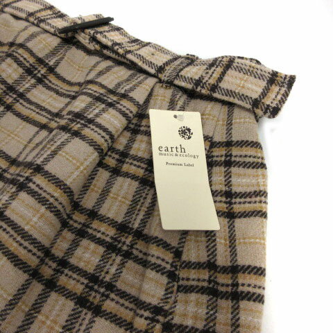 【中古】未使用品 アースミュージック&エコロジー EARTH MUSIC & ECOLOGY スカート ミニ 台形 ベルト付き チェック ベージュ ブラウン 茶 M レディース 【ベクトル 古着】 220309