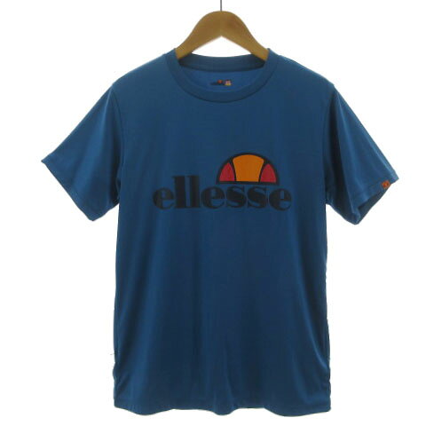 【中古】エレッセ ellesse ショートスリーブロゴTシャツ EM10108 速乾 ブルー系 青系 XS メンズ 【ベクトル 古着】 260910ブランドエレッセ ellesse表記サイズXS実寸サイズ肩幅：約38cm　身幅：約45cm　着丈：約59cm　袖丈：約19.5cm　※実寸サイズに関してはこの商品の出品者の主観で判断しておりますので、カタログや正規のサイズとは多少異なる場合があります。　※商品によってはどうしても若干の誤差が発生してしまいます。 1〜2cmの誤差は予めご了承ください。　素材ポリエステル100％色ブルー系 青系 ※色に関してはこの出品者の主観で判断しておりますので、カタログや正規のカラーとは言い回しが異なる場合があります。 仕様ショートスリーブロゴTシャツ EM10108 速乾状態使用感が少なく、かなり状態の良い商品です。 ※あくまでも中古品ですので掲載写真や記載内容をご確認いただき、ご理解の上ご購入ください。 ※保管時にお品物にシワが入る場合がございます。商品のお問い合わせの回答を休止しております。＊各商品ページの商品詳細等をご確認の上ご購入ください。【中古】エレッセ ellesse ショートスリーブロゴTシャツ EM10108 速乾 ブルー系 青系 XS メンズ 【ベクトル 古着】 260910状態ランク　”A”詳細については、下記および「状態ランクについて」ページをご覧ください。未使用・新品の商品ほぼ新品同様の商品使用感が少なく、かなり状態の良い商品使用感はあるが、傷や汚れの少ない商品使用感の他、傷や汚れが見られる商品かなり大きな傷みがある難あり商品※S〜CランクはUSED品となりますので、使用感をご理解の上でご入札下さい。状態ランクについてinformationブランドエレッセ ellesse表記サイズXS実寸サイズ肩幅：約38cm　身幅：約45cm　着丈：約59cm　袖丈：約19.5cm　※実寸サイズに関してはこの商品の出品者の主観で判断しておりますので、カタログや正規のサイズとは多少異なる場合があります。　※商品によってはどうしても若干の誤差が発生してしまいます。 1〜2cmの誤差は予めご了承ください。　素材ポリエステル100％色ブルー系 青系 ※色に関してはこの出品者の主観で判断しておりますので、カタログや正規のカラーとは言い回しが異なる場合があります。 仕様ショートスリーブロゴTシャツ EM10108 速乾状態使用感が少なく、かなり状態の良い商品です。 ※あくまでも中古品ですので掲載写真や記載内容をご確認いただき、ご理解の上ご購入ください。 ※保管時にお品物にシワが入る場合がございます。商品のお問い合わせの回答を休止しております。＊各商品ページの商品詳細等をご確認の上ご購入ください。本商品は一点物です他サイトや店舗にて販売している商品です。多少のお時間差にて欠品になることもございます。予めご了承頂ますようお願い致します。ベクトル・サイズガイドはこちらこの商品と同じブランドの商品を見る